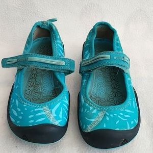 KEEN Kids Water Shoes Size 11